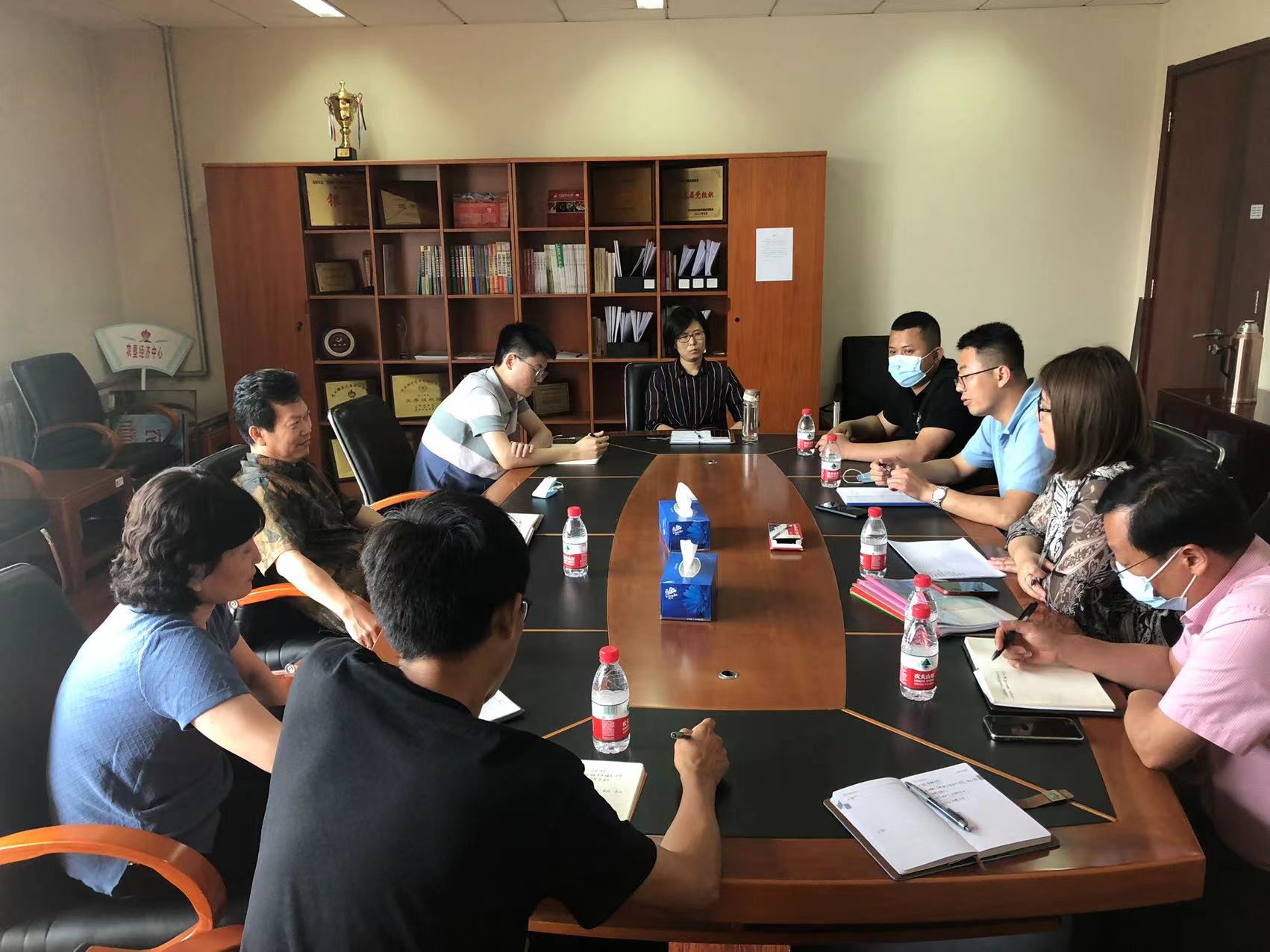 农垦中心经贸处与海南农垦就农垦电商资源平台合作事宜进行洽谈(图1)